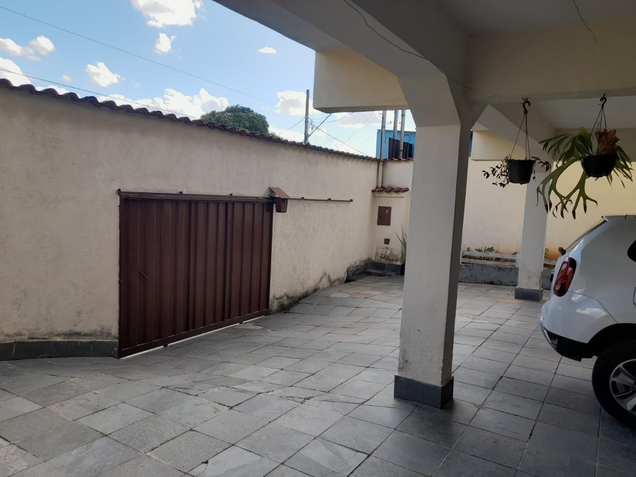 Casa à venda com 3 quartos, 390m² - Foto 2