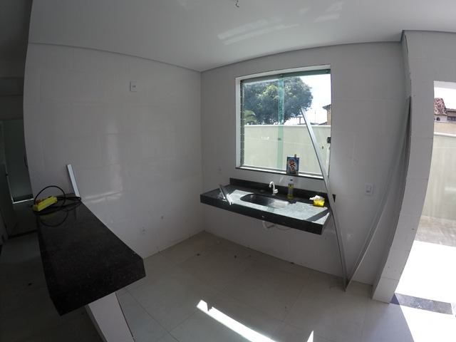 Apartamento à venda com 2 quartos, 105m² - Foto 3