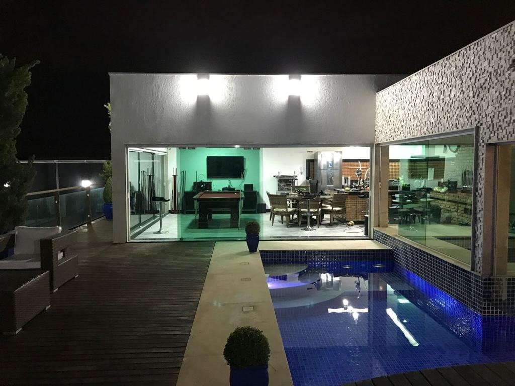 Casa à venda com 5 quartos, 1000m² - Foto 4