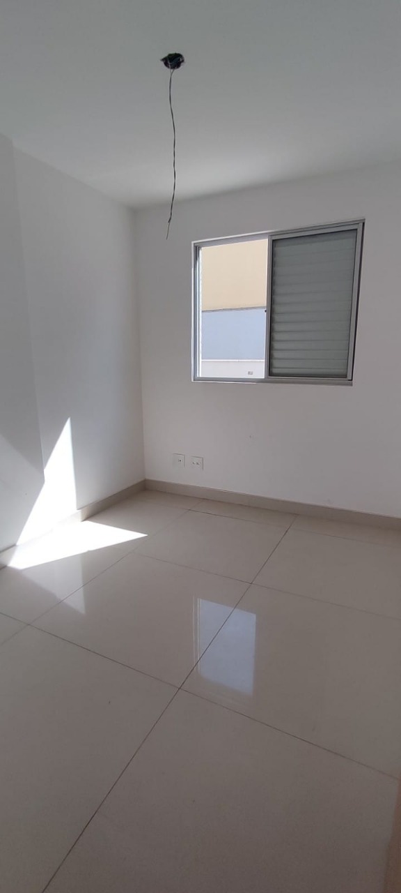 Apartamento à venda com 3 quartos, 100m² - Foto 6