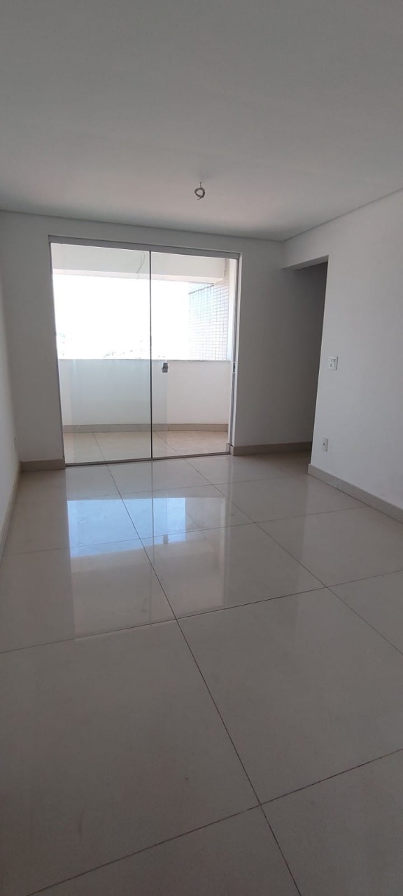 Apartamento à venda com 3 quartos, 100m² - Foto 5