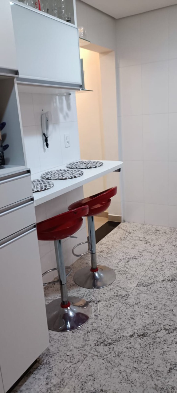 Apartamento à venda com 2 quartos, 90m² - Foto 5