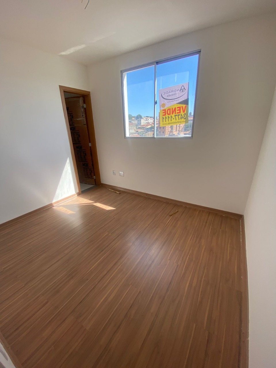 Apartamento à venda com 2 quartos, 60m² - Foto 2