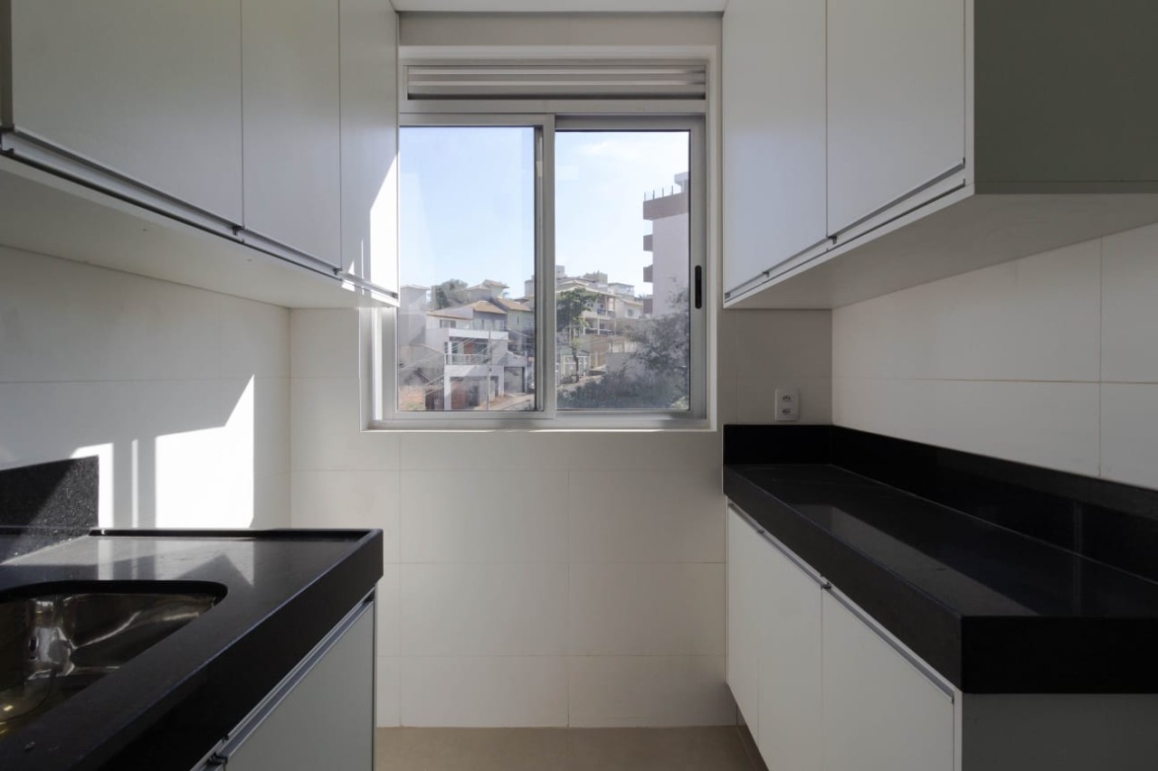 Apartamento à venda com 2 quartos, 70m² - Foto 11