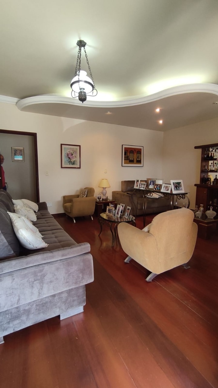 Casa à venda com 2 quartos, 170m² - Foto 6