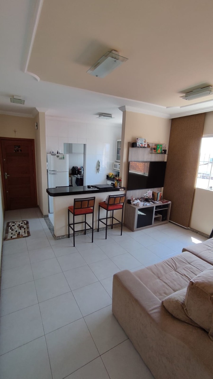 Apartamento à venda com 2 quartos, 60m² - Foto 3