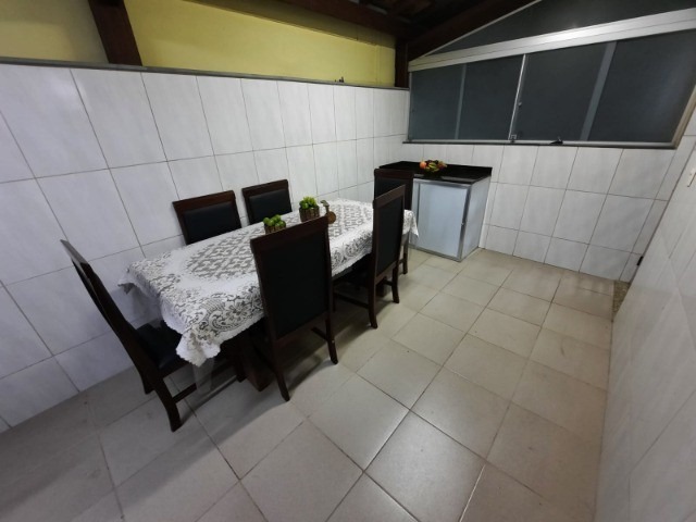 Apartamento à venda com 3 quartos, 193m² - Foto 3