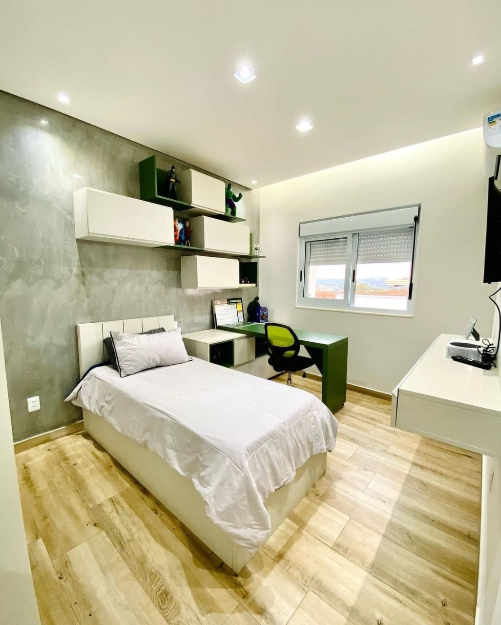 Casa à venda com 3 quartos, 219m² - Foto 11