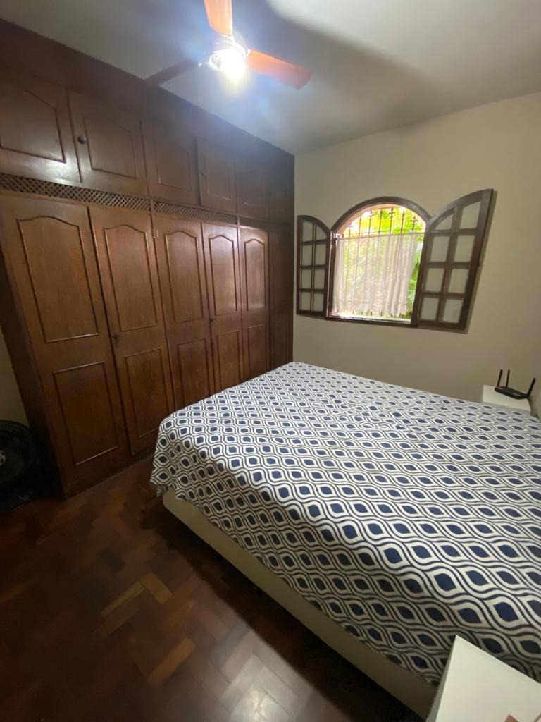 Casa à venda com 3 quartos, 300m² - Foto 23