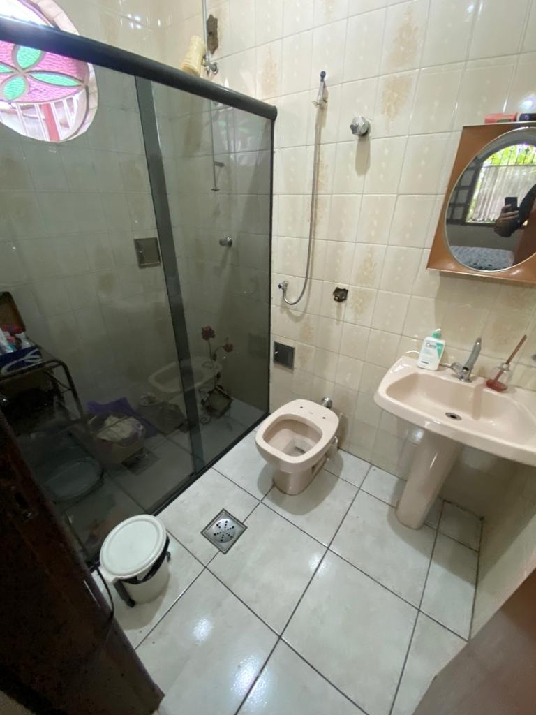 Casa à venda com 3 quartos, 300m² - Foto 25