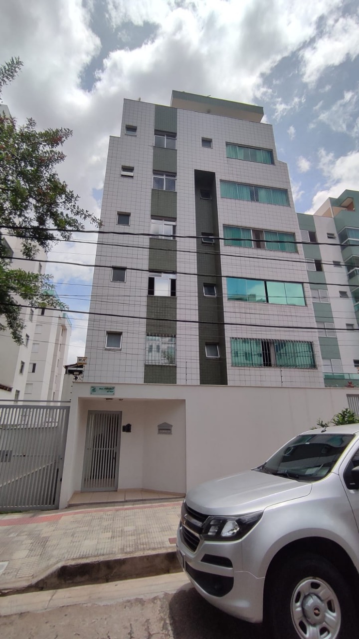 Apartamento à venda com 2 quartos, 75m² - Foto 1