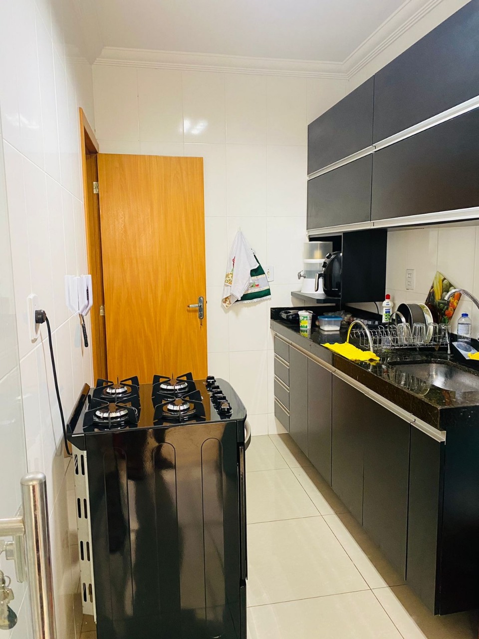 Apartamento à venda com 2 quartos, 106m² - Foto 2