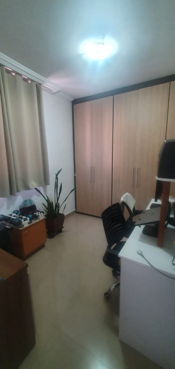 Apartamento à venda com 3 quartos, 74m² - Foto 5