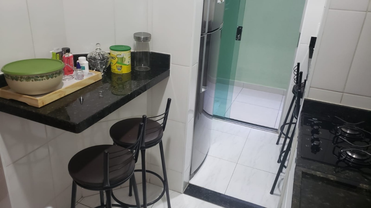 Apartamento à venda com 2 quartos, 72m² - Foto 7