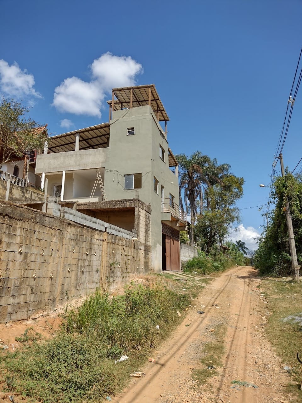 Casa à venda com 3 quartos - Foto 1