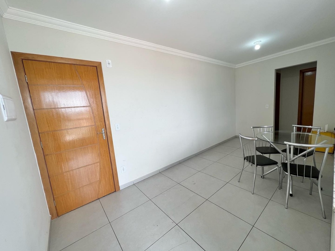 Apartamento à venda com 2 quartos, 50m² - Foto 2