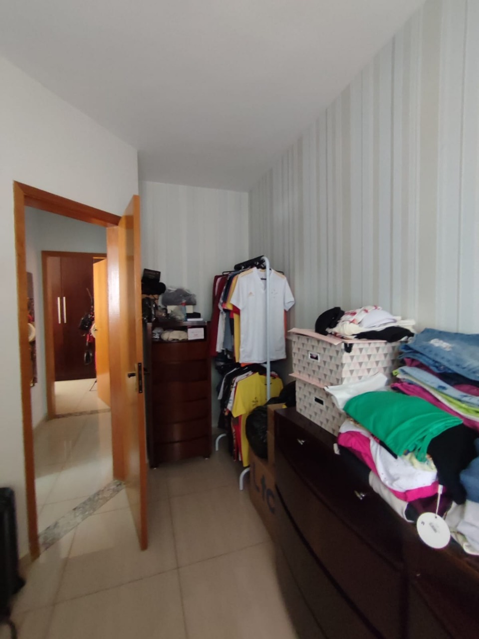 Apartamento à venda com 3 quartos, 166m² - Foto 6