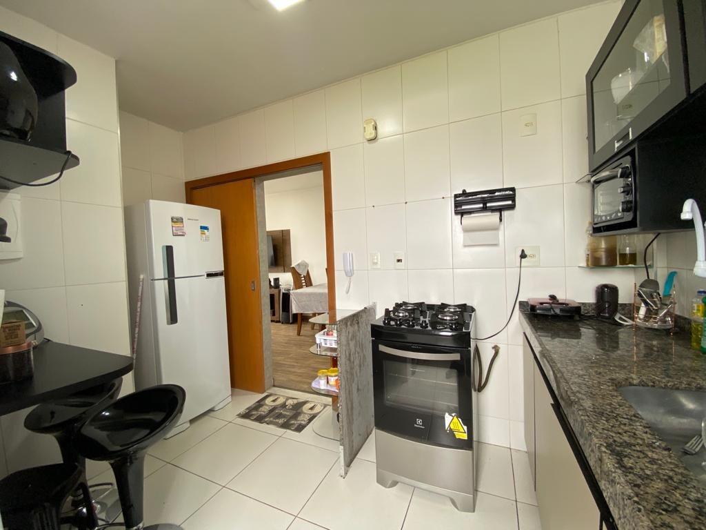 Apartamento à venda com 2 quartos, 65m² - Foto 5