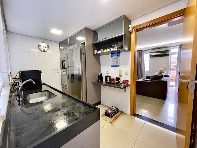 Apartamento à venda com 2 quartos, 130m² - Foto 4