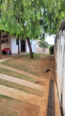 Casa à venda com 3 quartos, 340m² - Foto 8