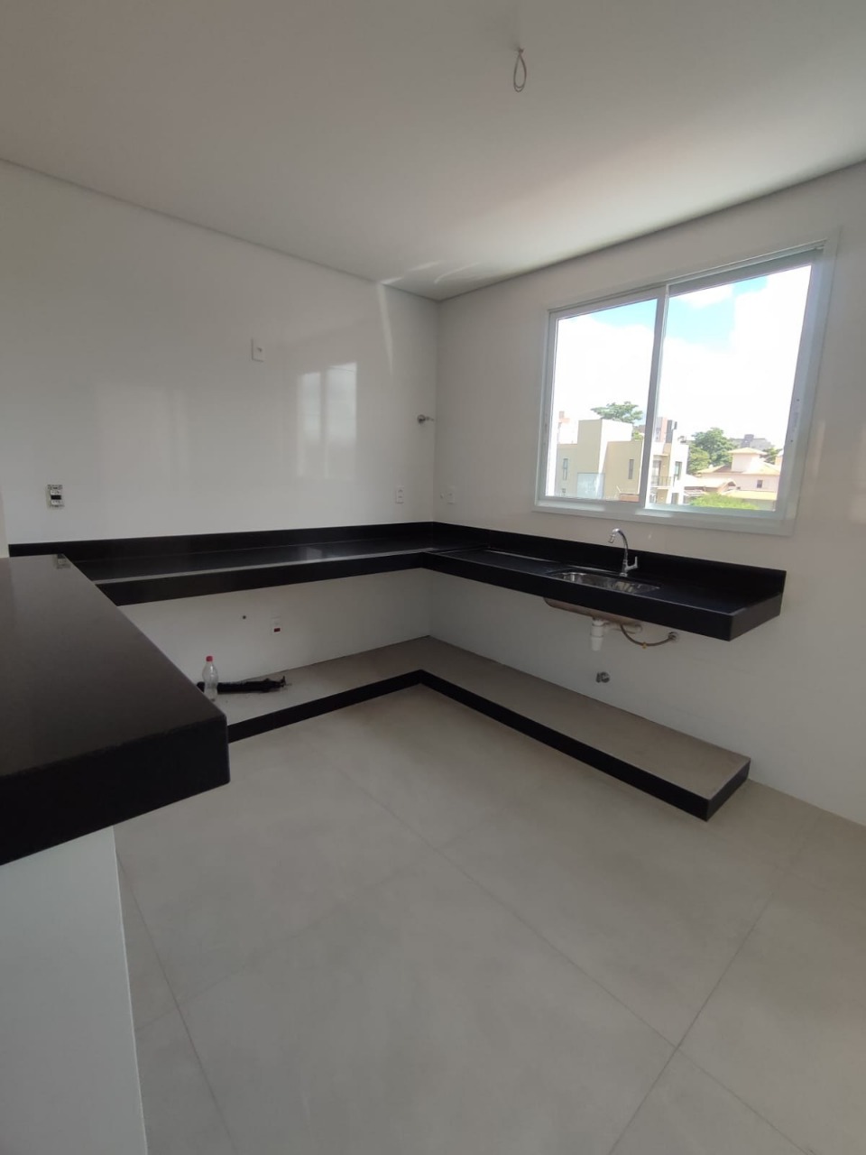 Apartamento à venda com 3 quartos, 120m² - Foto 3