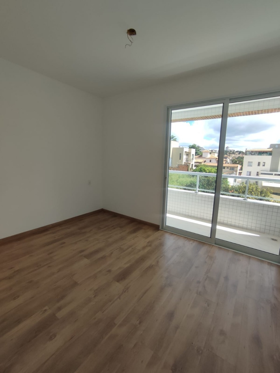 Apartamento à venda com 3 quartos, 120m² - Foto 4