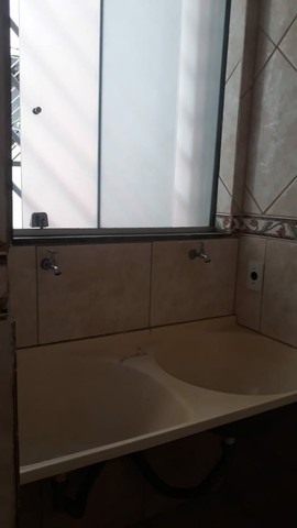 Apartamento à venda com 2 quartos, 67m² - Foto 2