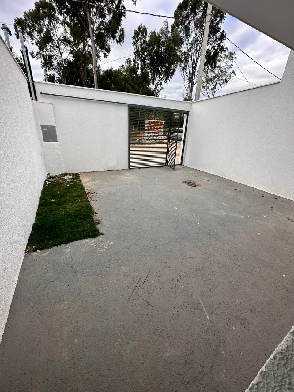 Casa à venda com 2 quartos, 150m² - Foto 2