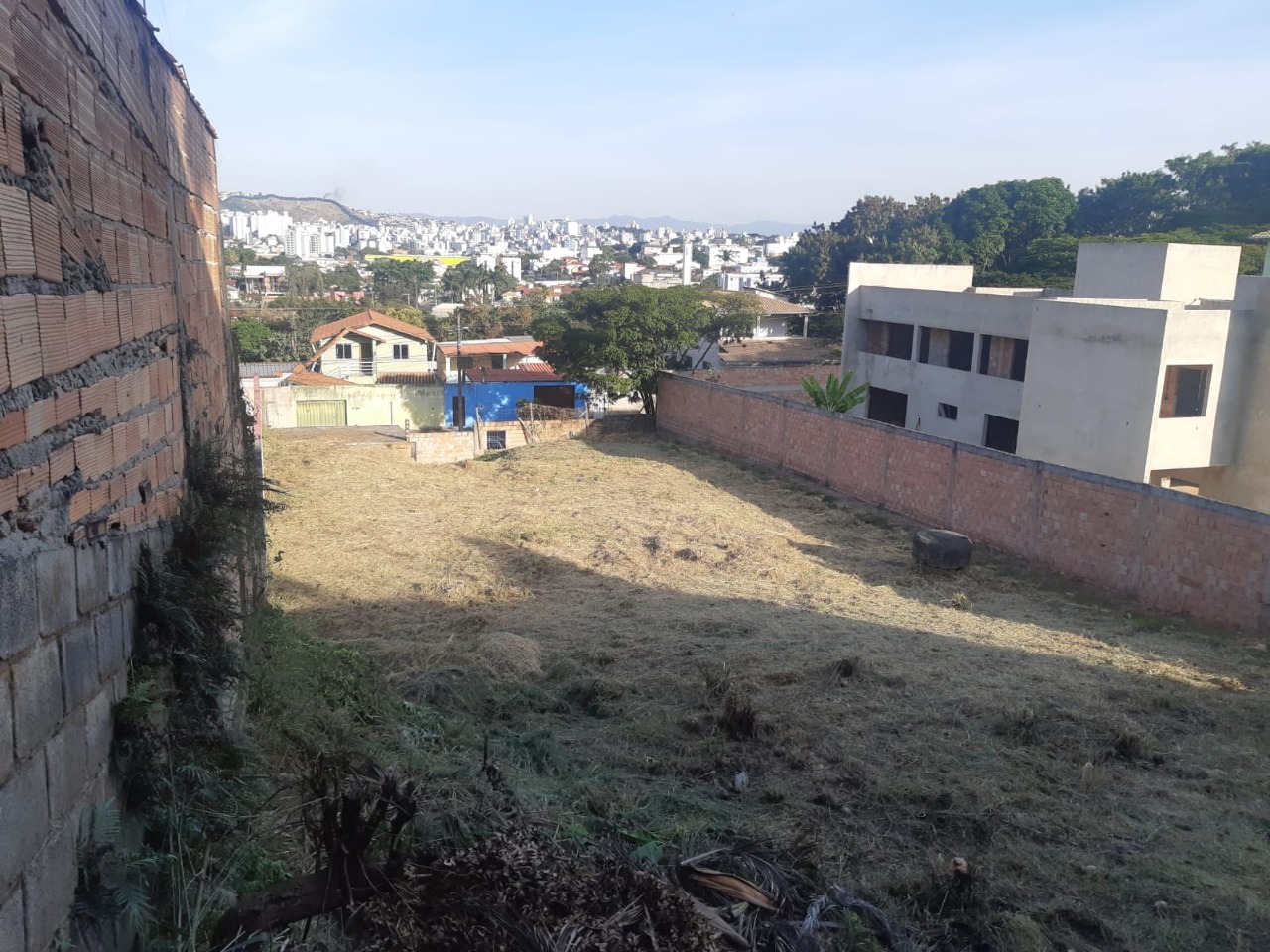 Terreno à venda, 1000m² - Foto 13