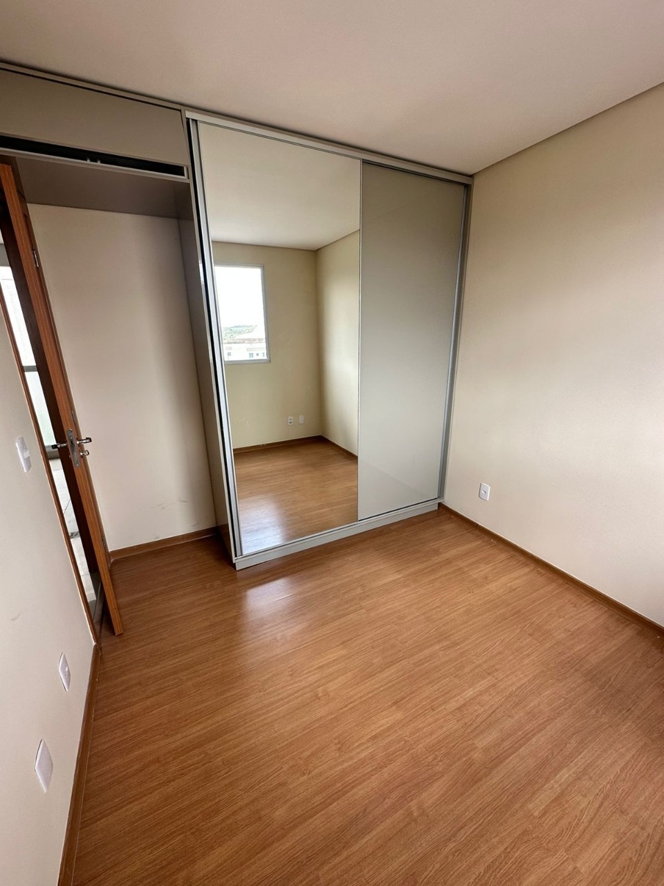 Apartamento à venda com 2 quartos, 55m² - Foto 8