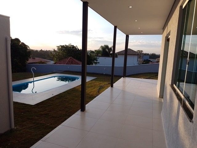 Casa à venda com 3 quartos, 200m² - Foto 8