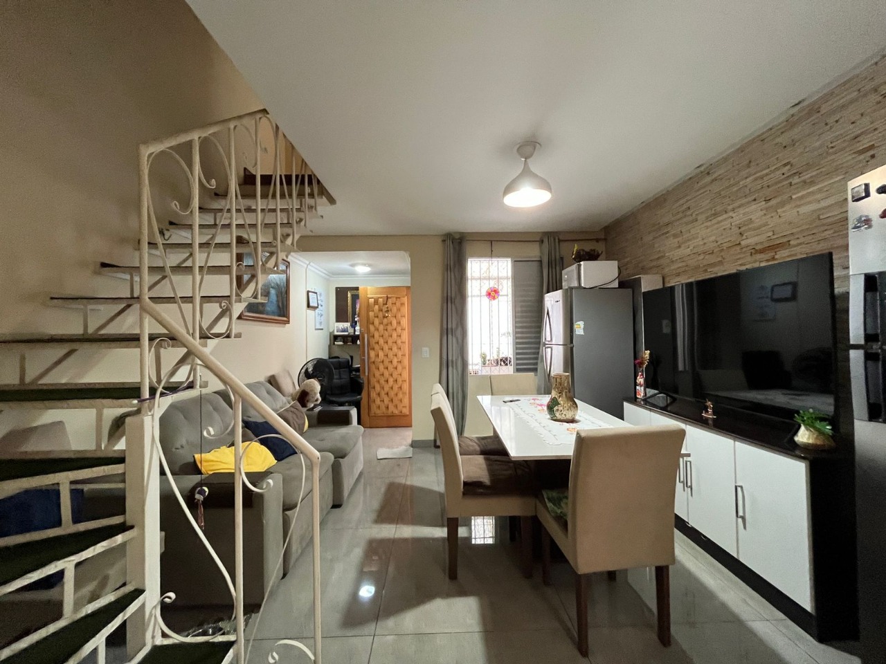 Casa à venda com 2 quartos, 100m² - Foto 4