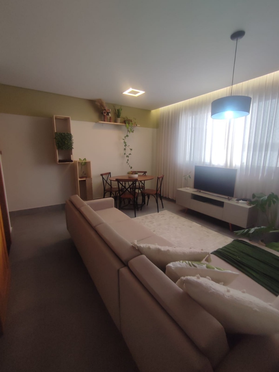 Apartamento à venda com 2 quartos, 100m² - Foto 2