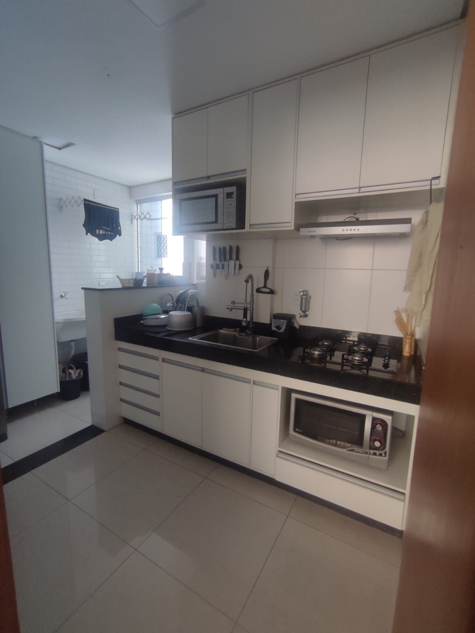 Apartamento à venda com 2 quartos, 100m² - Foto 14