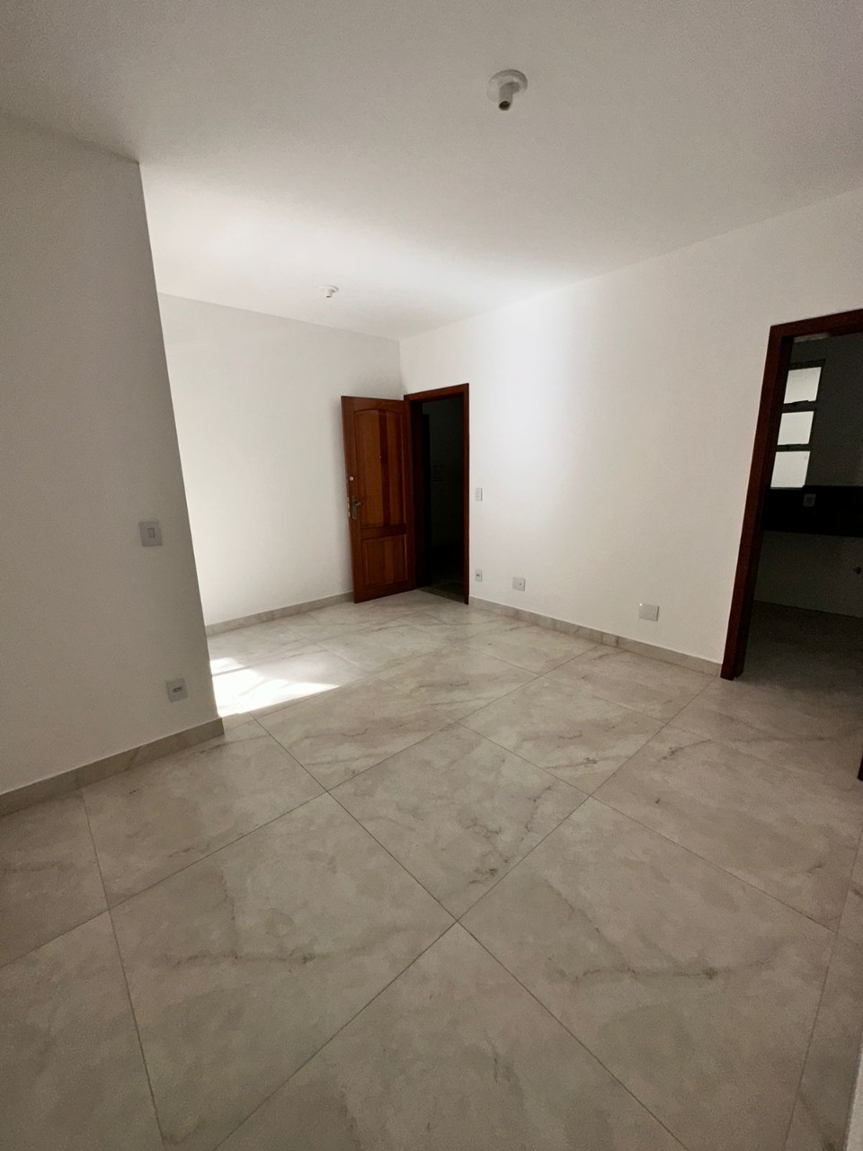 Apartamento à venda com 3 quartos, 101m² - Foto 17