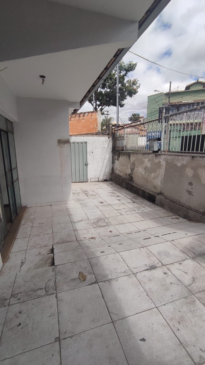 Casa à venda com 3 quartos, 360m² - Foto 21