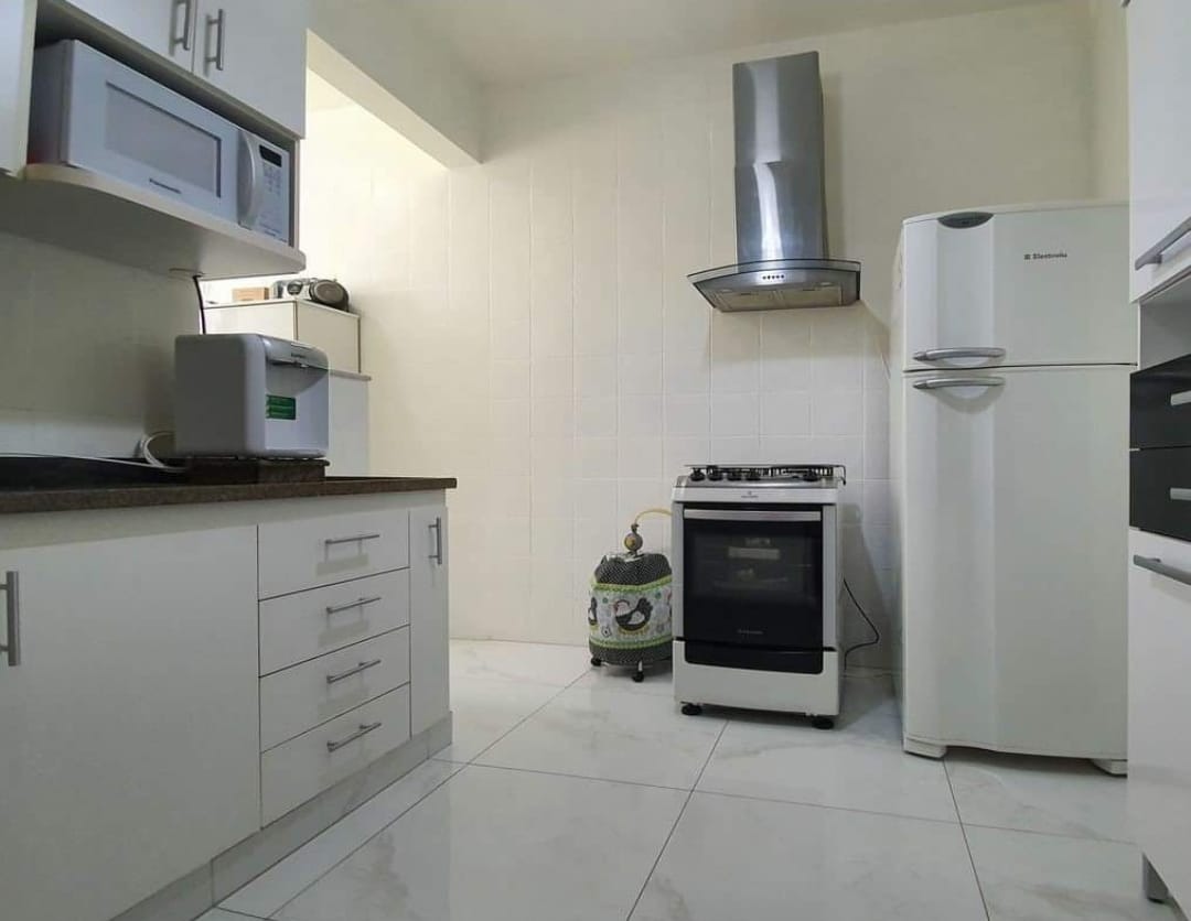 Apartamento à venda com 3 quartos, 94m² - Foto 9