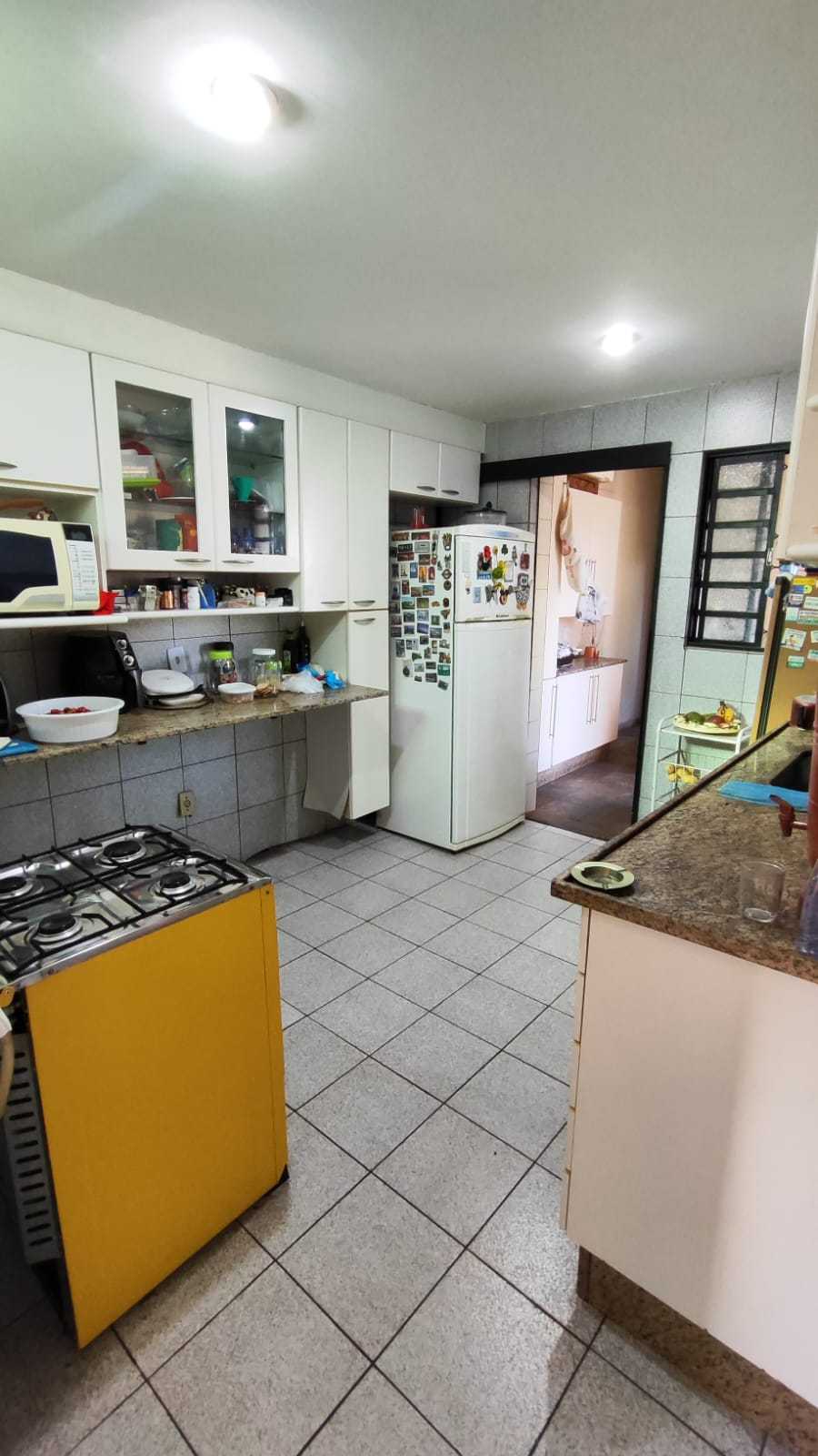 Casa à venda com 5 quartos, 360m² - Foto 13