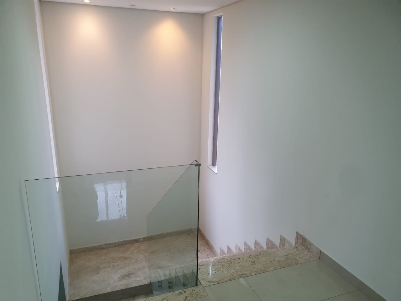 Casa à venda com 4 quartos, 230m² - Foto 9