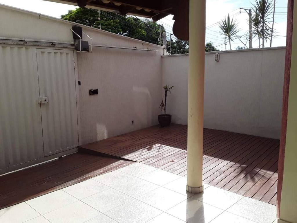 Casa à venda com 3 quartos, 150m² - Foto 23