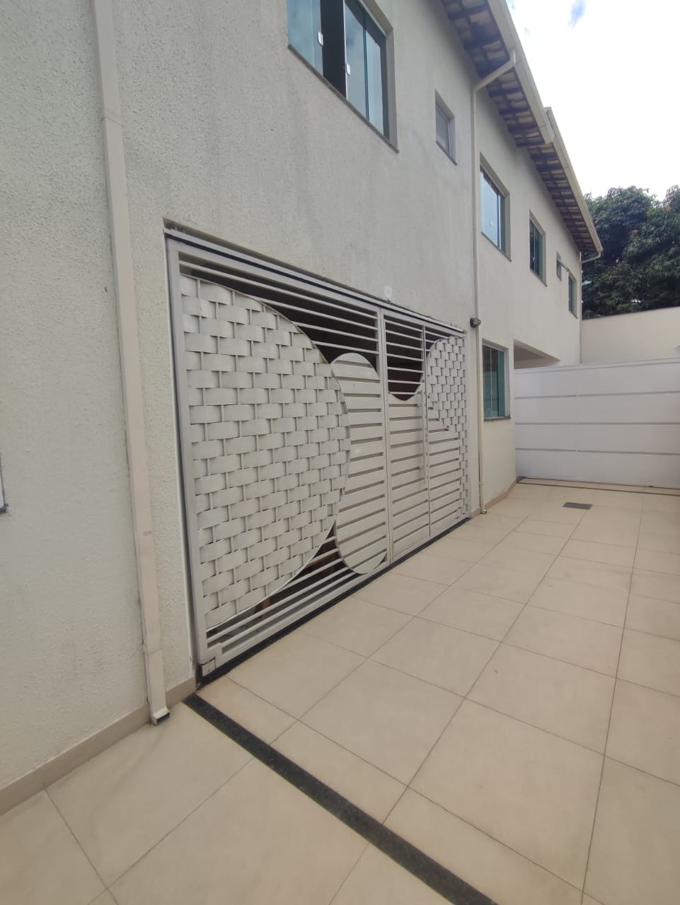 Casa à venda com 3 quartos, 140m² - Foto 3