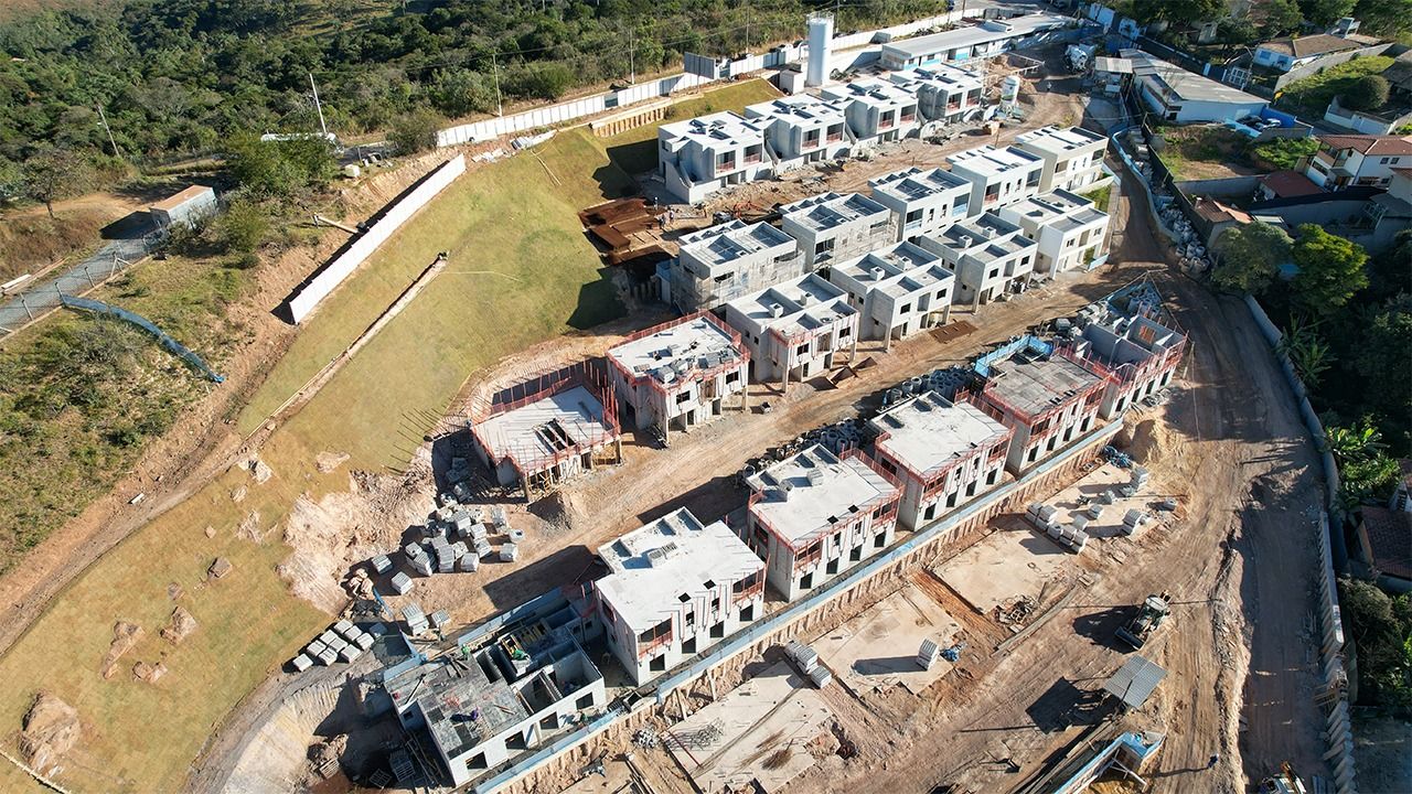 Casa de Condomínio à venda com 2 quartos, 20m² - Foto 4