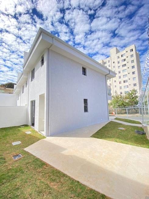 Casa de Condomínio à venda com 3 quartos, 206m² - Foto 5