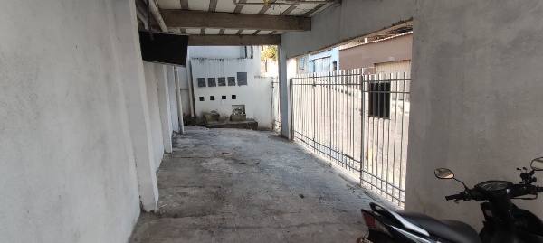 Casa Comercial à venda com 14 quartos, 320m² - Foto 11