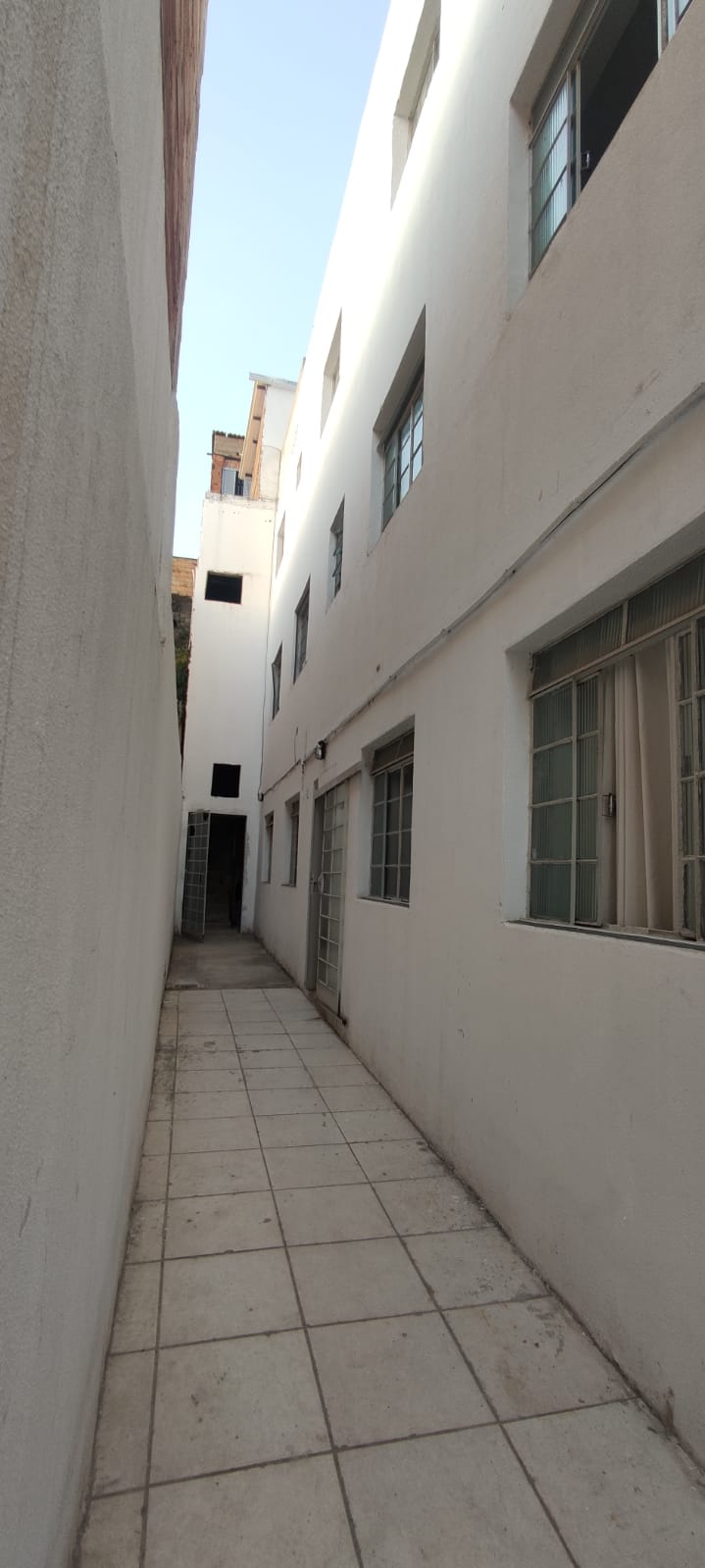 Casa Comercial à venda com 14 quartos, 320m² - Foto 13