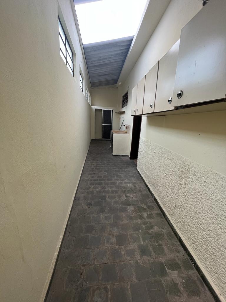 Casa à venda com 2 quartos, 100m² - Foto 5