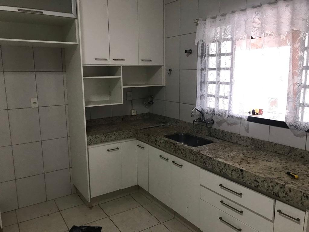 Casa à venda com 2 quartos, 169m² - Foto 8