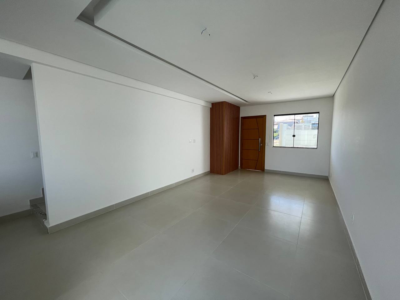 Casa à venda com 3 quartos, 121m² - Foto 3