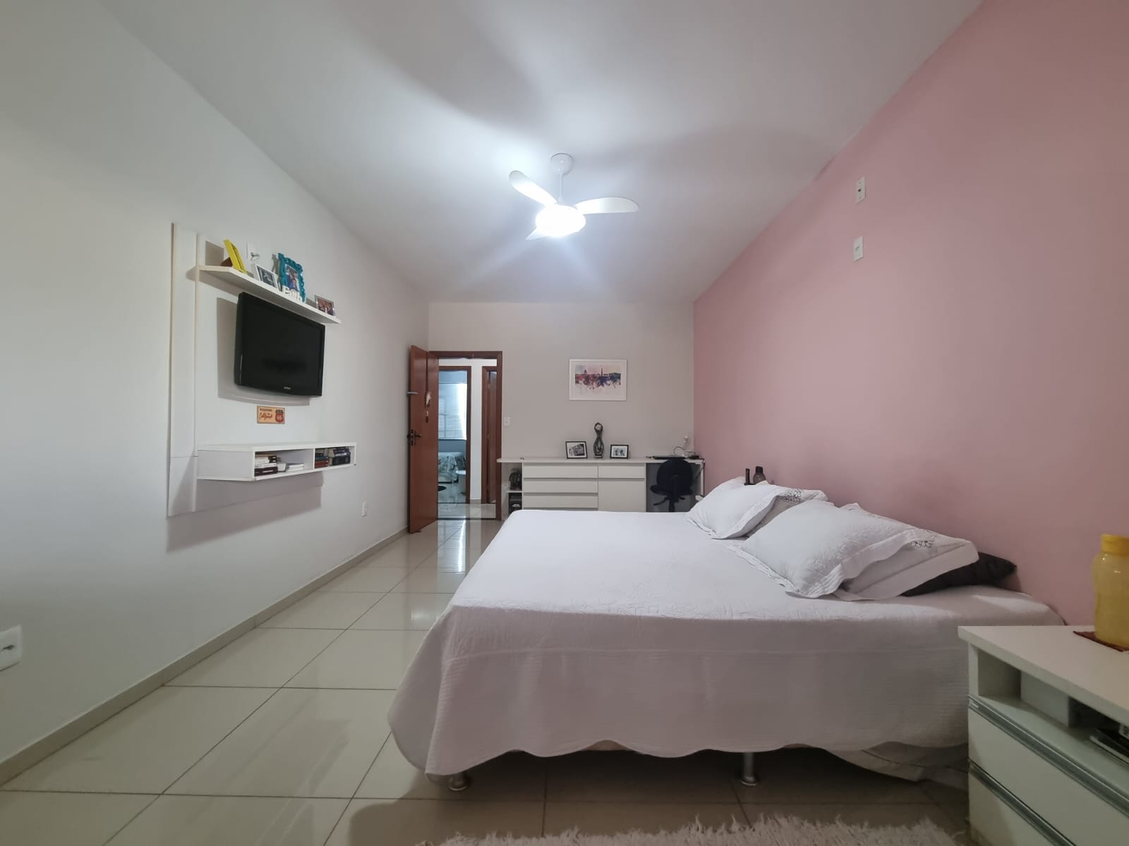 Casa à venda com 3 quartos, 360m² - Foto 17