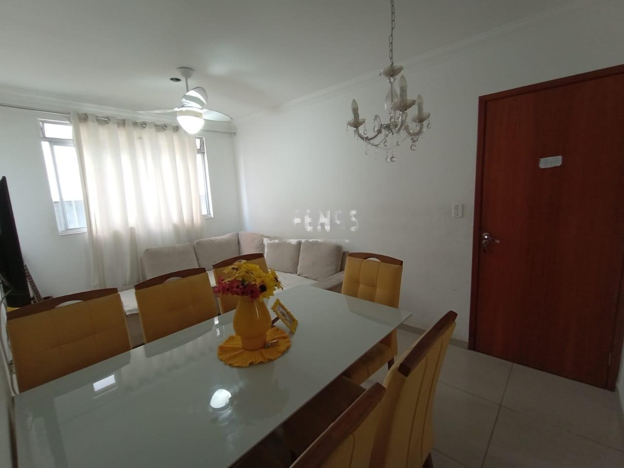 Apartamento à venda com 2 quartos, 60m² - Foto 4